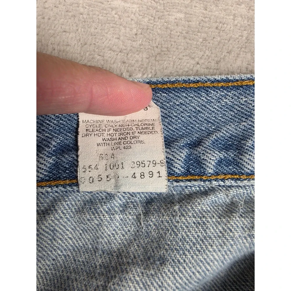 Vintage Levis 550 Relaxed Jeans Mens 38x34 Fit 36x34 Blue Made in USA Denim Y2K